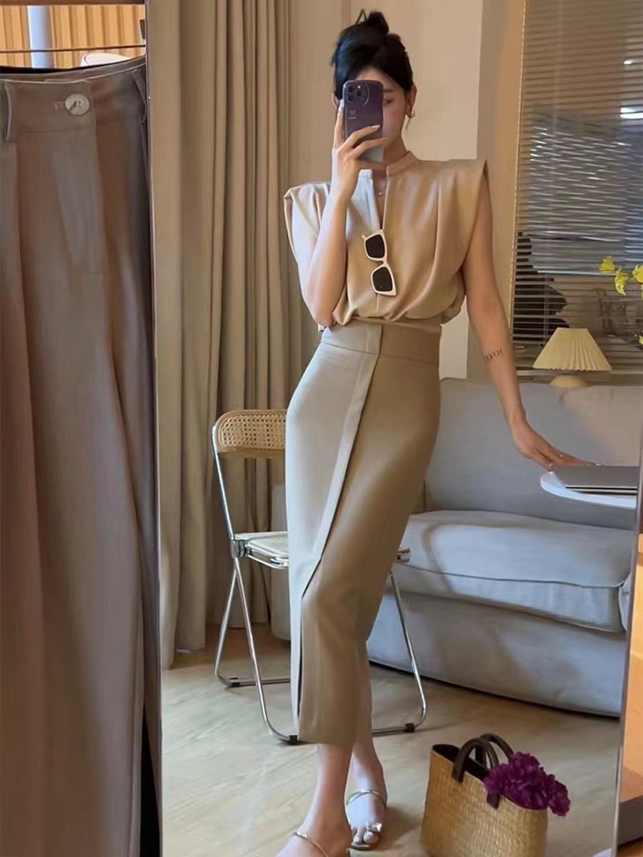 Summer crop top Women's V-Neck Sleeveless Top