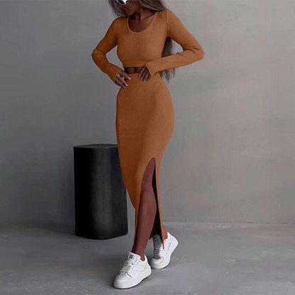 2-Piece Women’s Set – Long Sleeve & Slit Skirt