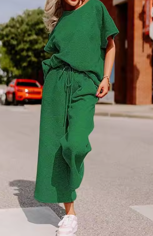 Wide Leg and trendy shirt - 2-Piece Casual Set