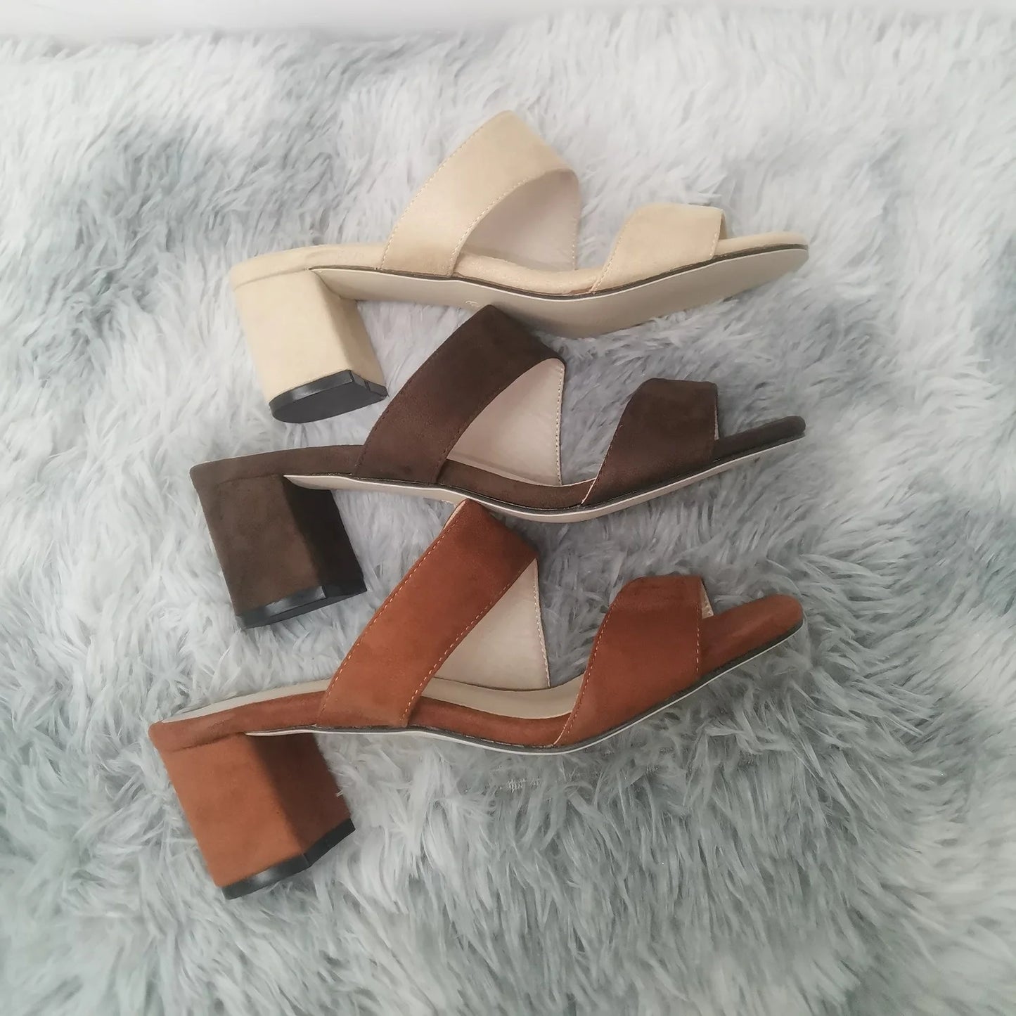Open toe sandals with 5 cm block Heels