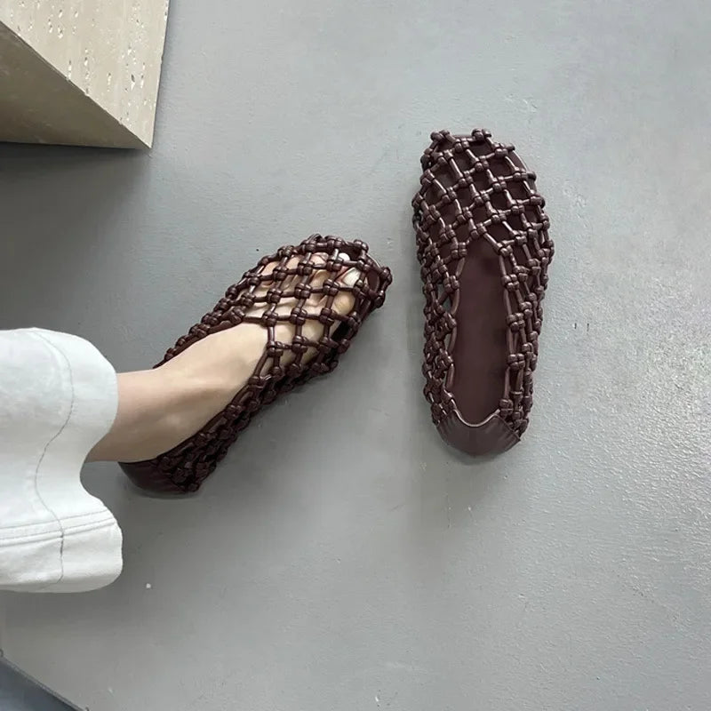 Flat fashion Sandals-  Woven Hollow Loafers Summer Comfortable Casual Shoe
